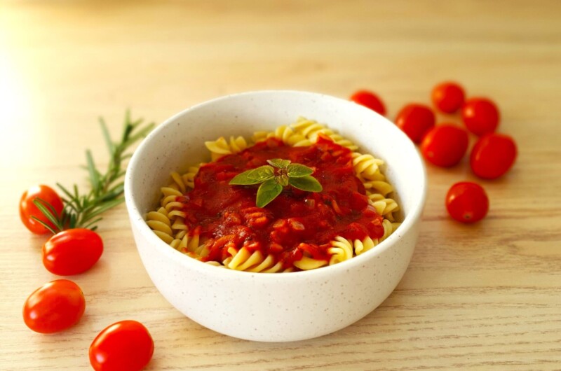 Schnelle Tomatensoße: Einfach und ohne Zucker